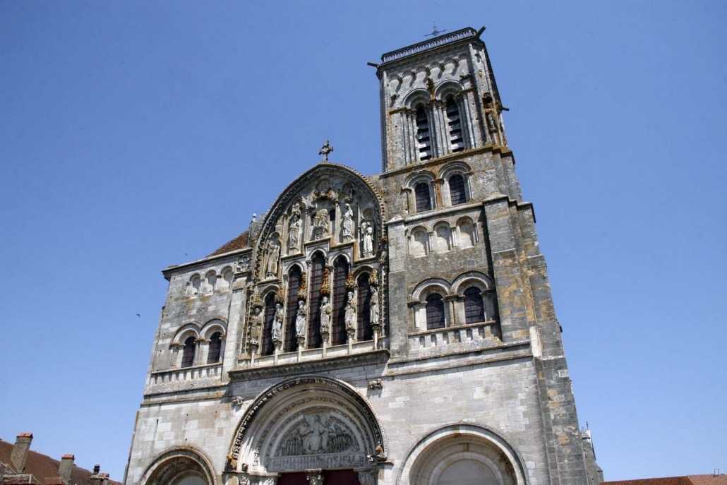 De abdijkerk van Vezelay in de Morvan, Bourgondië Frankrijk
