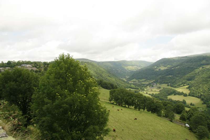 Salers-auvergne-vallei-puy-de-marie-pas-de-peyrol