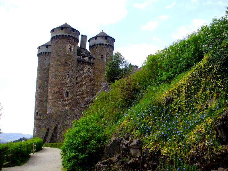 tournemire-beaux-villages-auvergne-kasteel