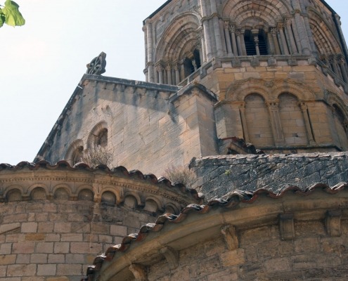 Kerk van Semur en Brionnais in Bourgondië, Frankrijk