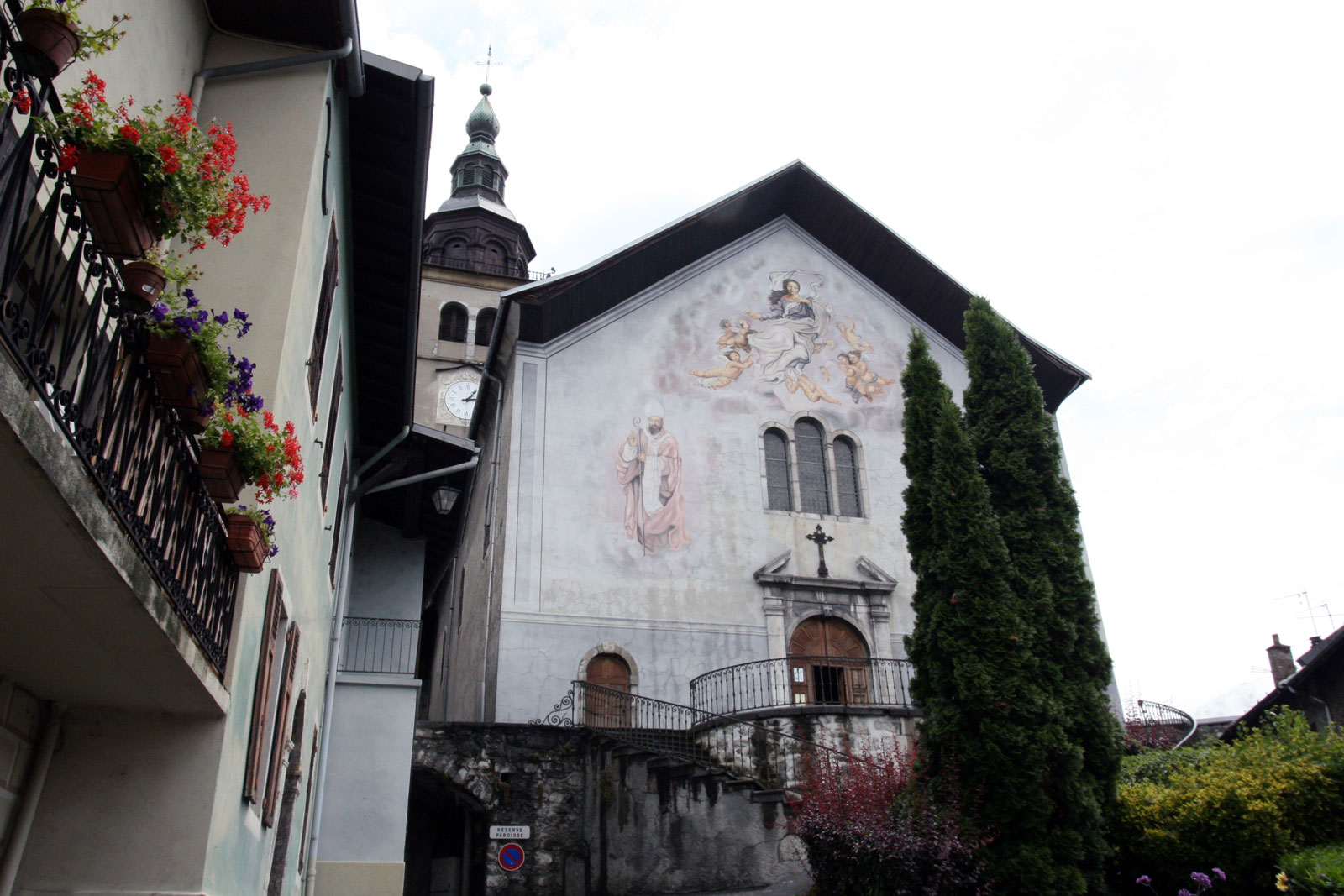 Kerk van Conflans bij Albertville in de Alpen