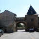 Poort in het dorp Rodemack in het noorden van Frankrijk