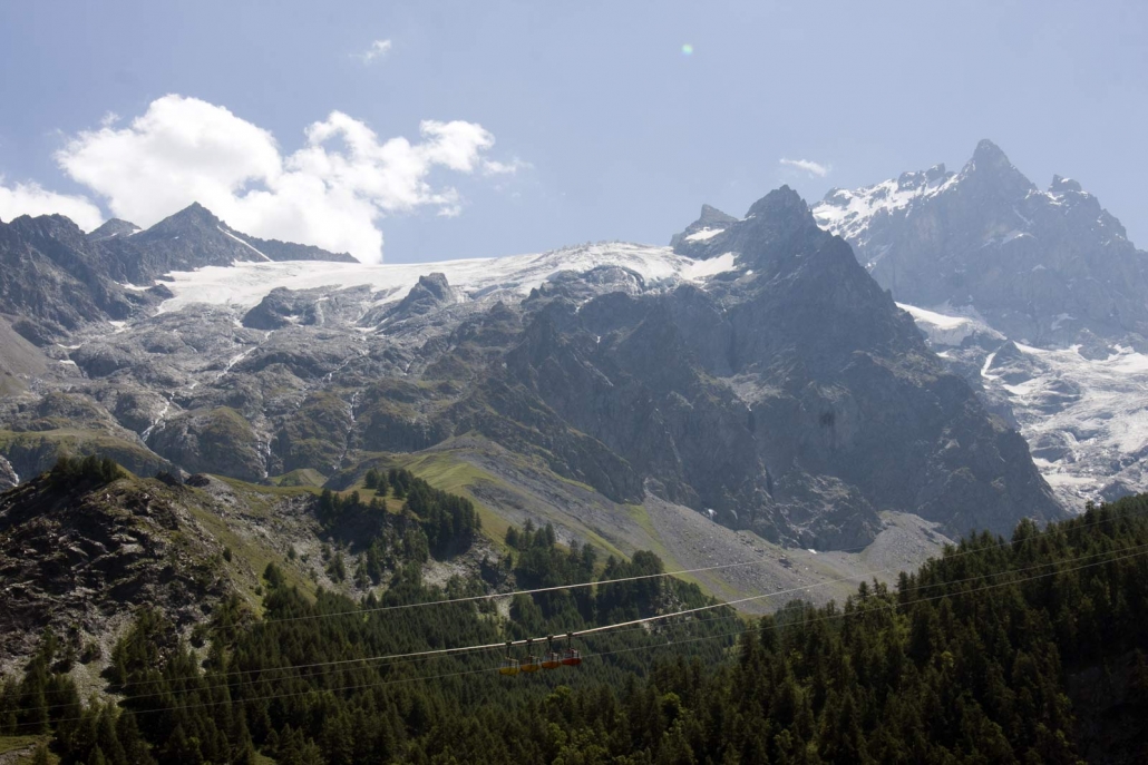 De kabelbaan naar de gletsjer van La-Grave-La-Meije