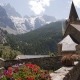 Kerkje van La-Grave-La-Meije in de Franse Alpen