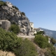 De bunkers van Sainte-Agnès bij Menton aan de Middellandse Zee bij de grens van Italië
