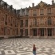 De voorgevel van het kasteel van Versailles waar de koninklijke slaapkamers zijn