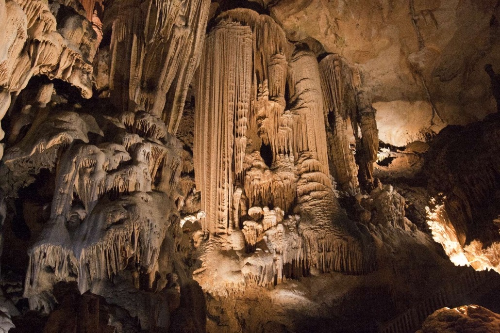 Steenformatie in de Grotte des Demoiselles