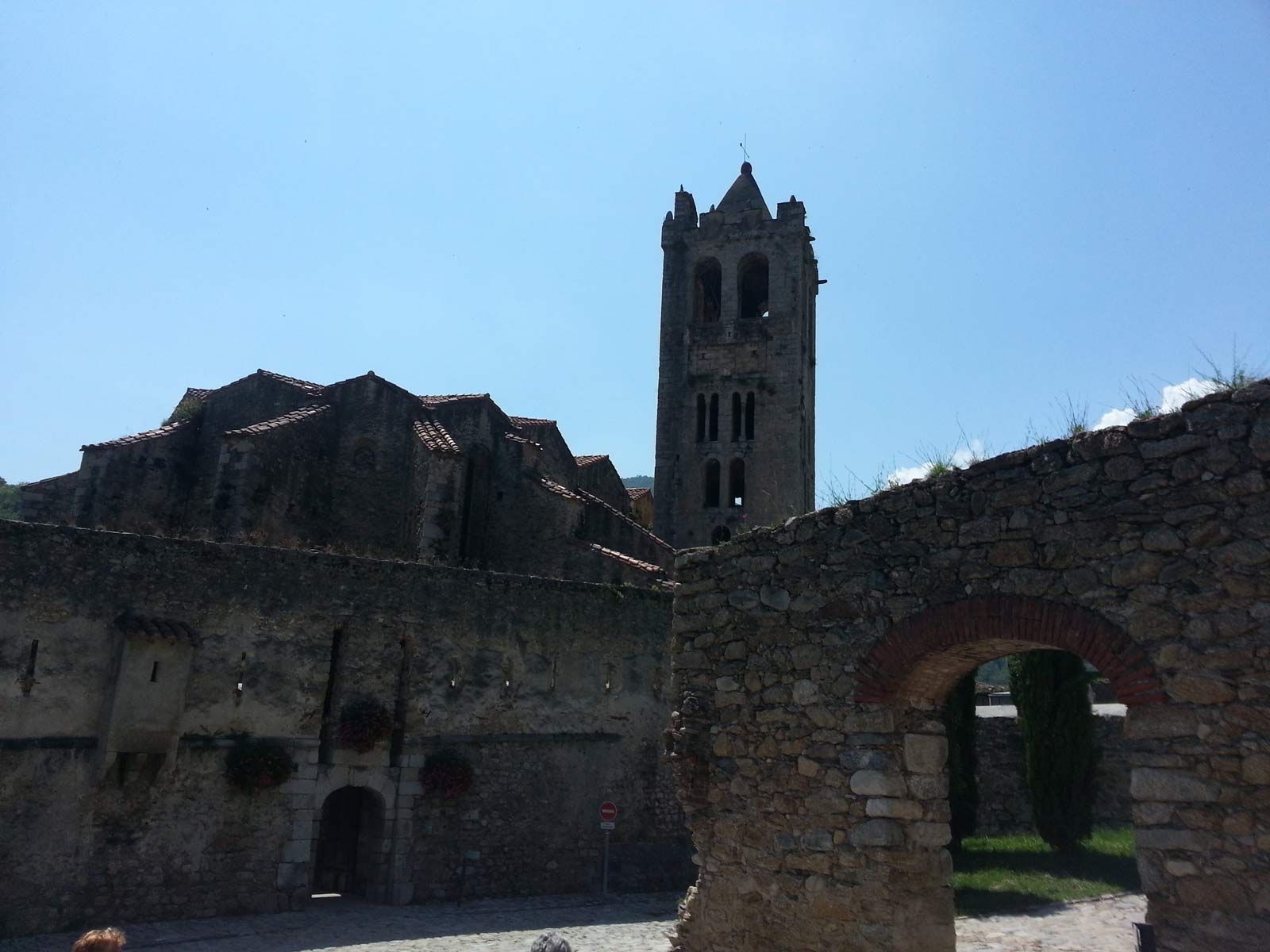 De kerk van Prats de Mollo, de zuidelijkste stad van Frankrijk