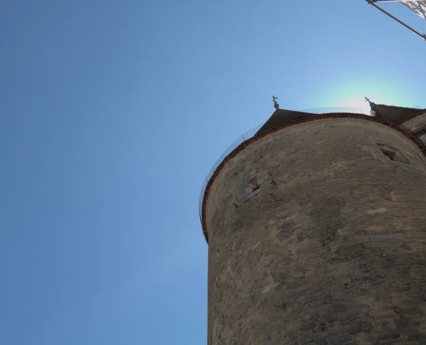 Toren van het kasteel van Chateauneuf en Auxois
